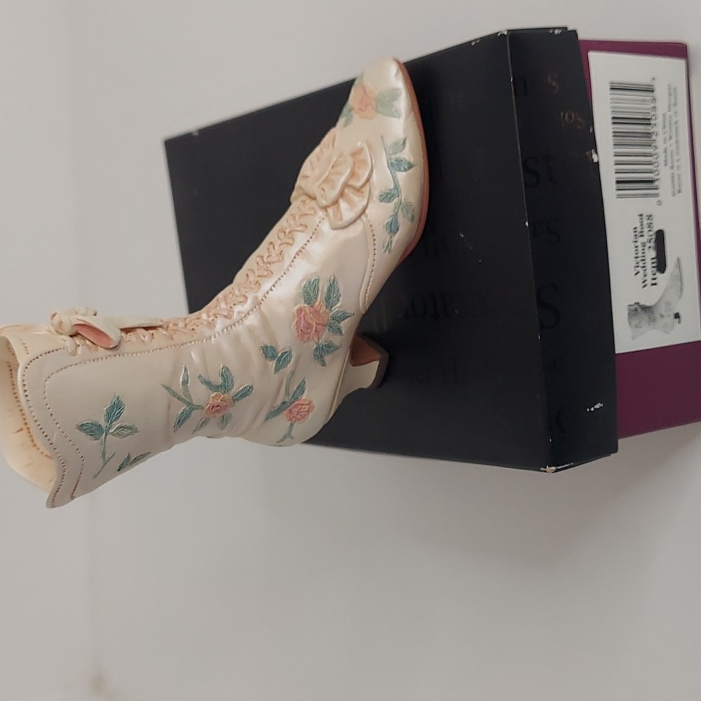 Raine Victorian Wedding Boot Figurine